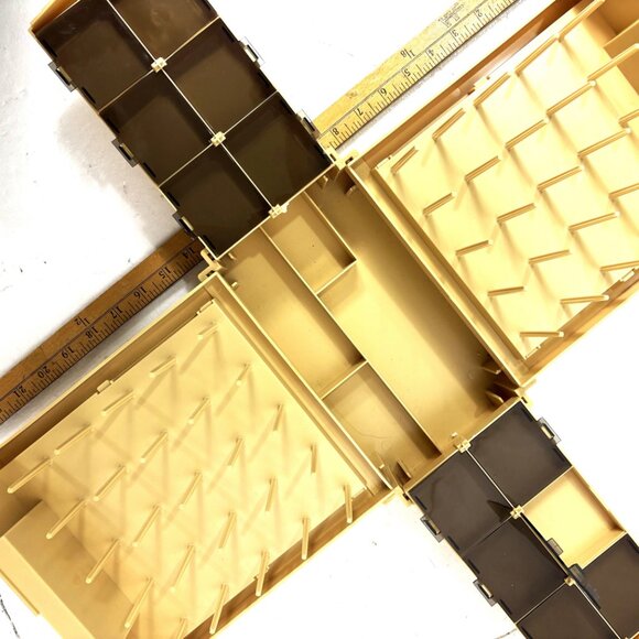 * 1983 World Wide Media USA Sewing Storage Case Vtg - Picture 7 of 15